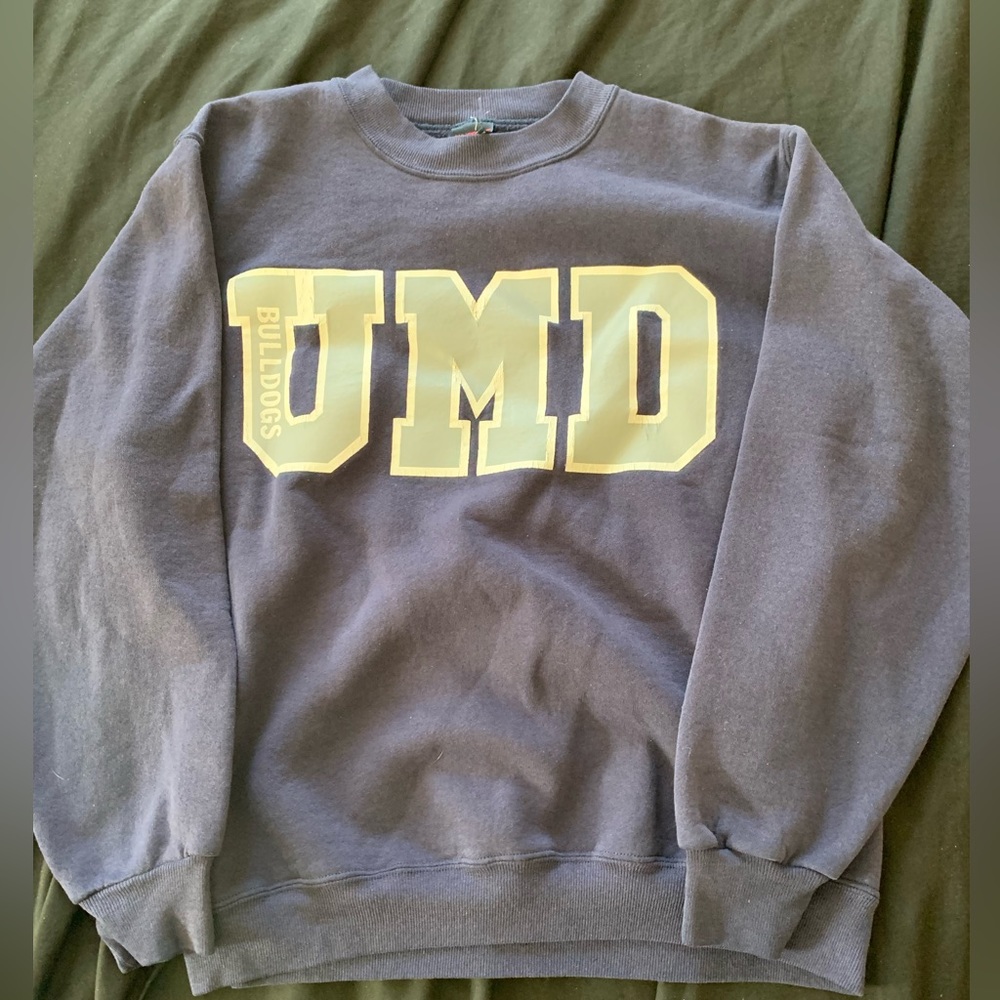 Vintage UMD sweater